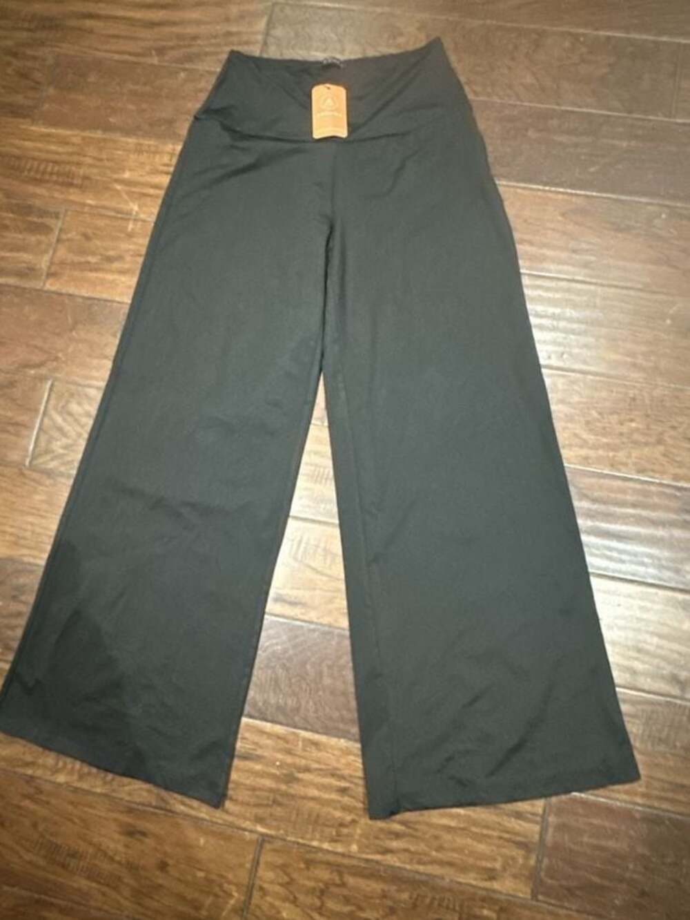Arolina Women's High-Waisted Crossover Wide-Leg Yoga Lounge Pants‎